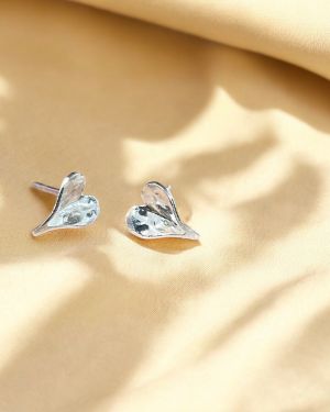 Curved Heart Studs