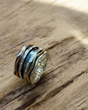 Wave Spinner Ring