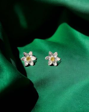 Welsh Daffodil Studs