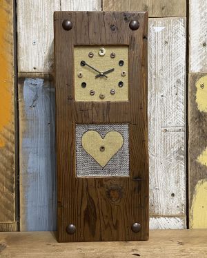 Single Heart Button Clock